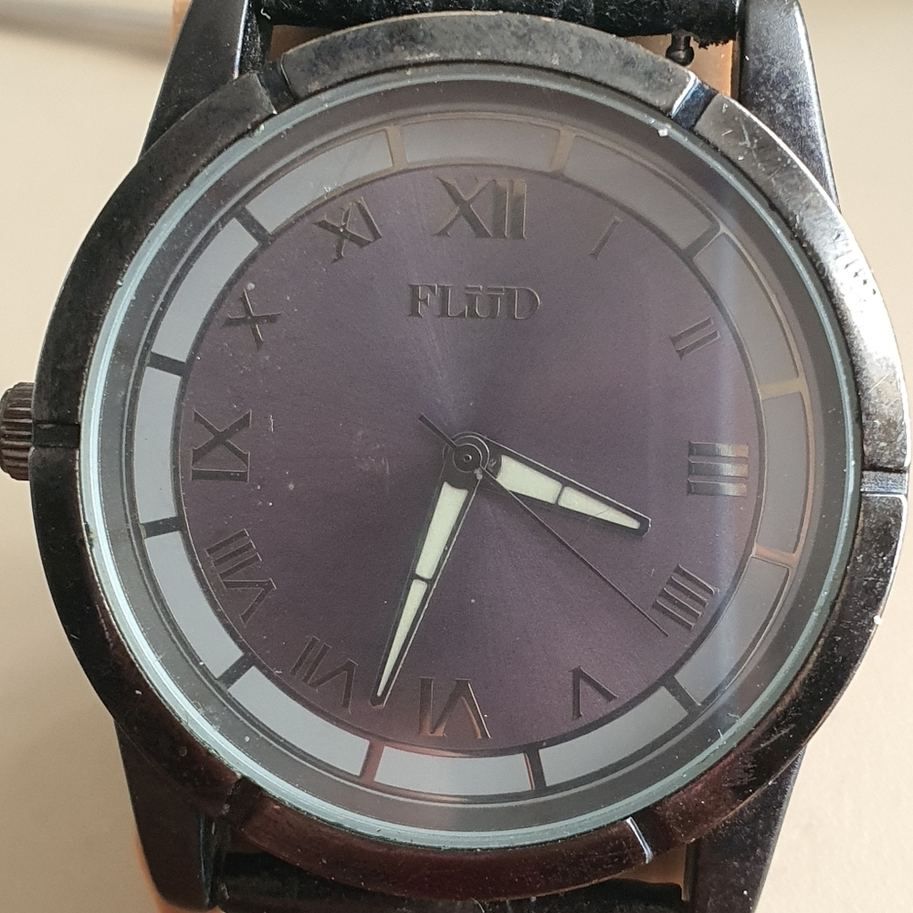 10/$20 Flud Black/Gray Leather Men's Watch